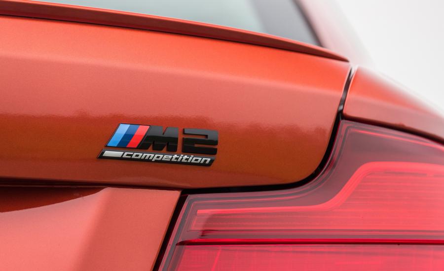 Логотип BMW M2 Competition (F87) 2018 года  (NA) (фото 27 из 40)